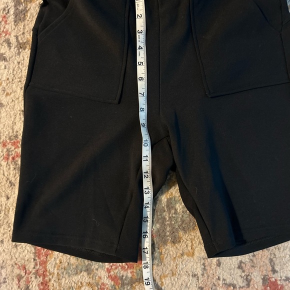 Very cool different bike shorts - Picture 2 of 3